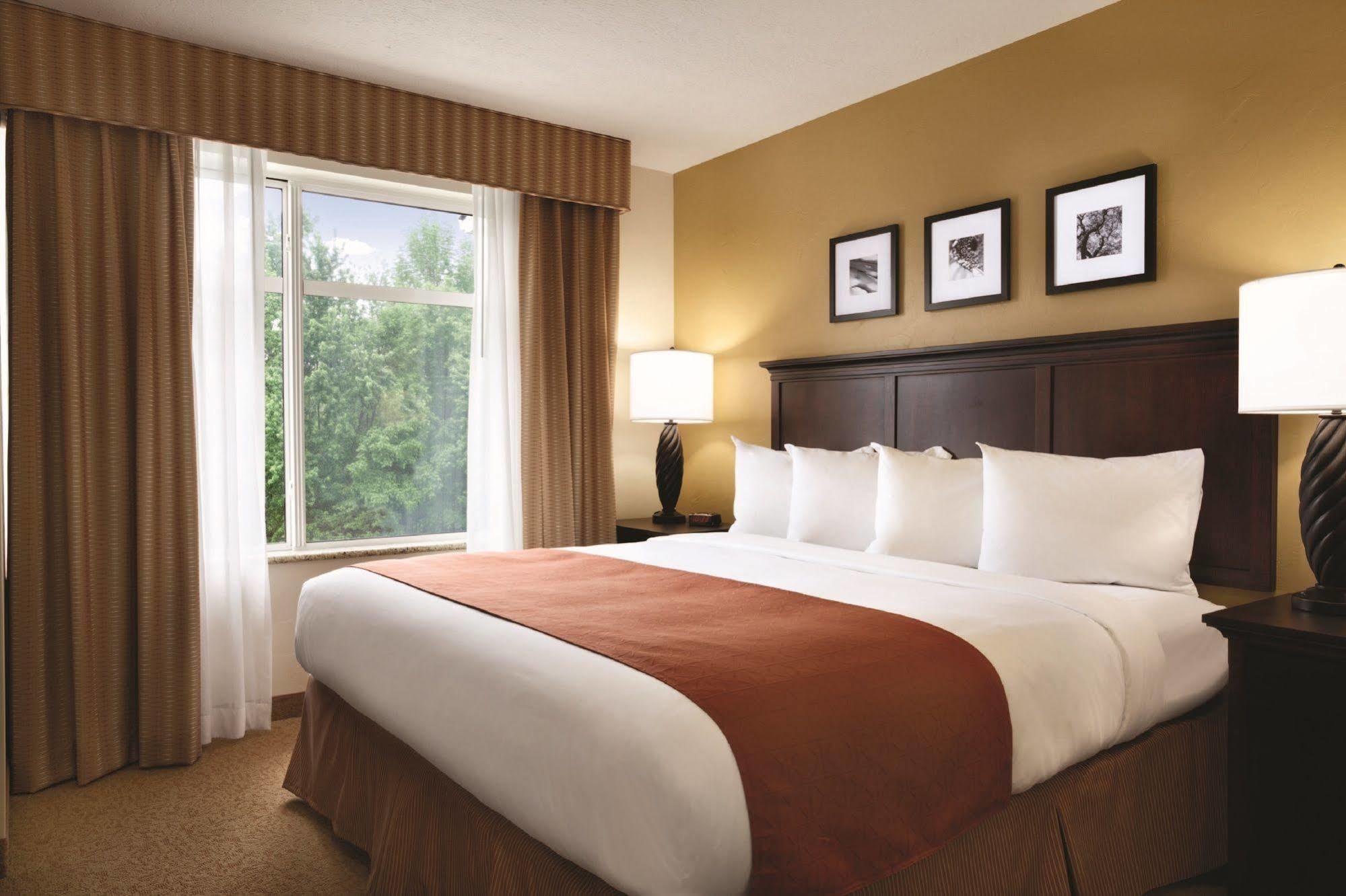 Spark By Hilton Corpus Christi Southeast Exterior photo